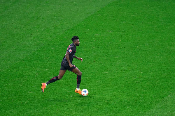 LEVERKUSEN, GERMANY - 13 ARALIK, 2025: Edmond Tapsoba - Bundesliga maçı Bayer 04 Leverkusen ile Bayena 1.FC Koeln maçında.