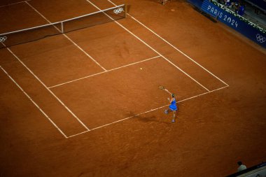 PARIS, FRANCE - 31 Temmuz 2024: Marta Kostyuk (UKR) v Donna Vekiç (CRO) - Kadınlar Tekler Çeyrek Final, Tenis, Olimpiyat Oyunları Paris 2024 Roland Garros 'ta.