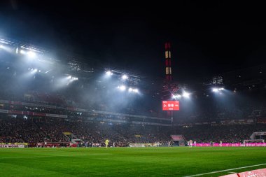 COLOGNE, Almanya - 20 ARALIK, 2025: - 1. Bundesliga maçı 1.FC Koeln 1 'e karşı. FC Union Berlin, Rhein Enerji Stadyumu.