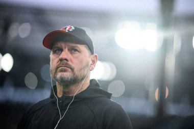 20 ARALIK, 2025 Steffen Baumgart - 1. Bundesliga maçı 1.FC Koeln 1 'e karşı. FC Union Berlin, Rhein Enerji Stadyumu.