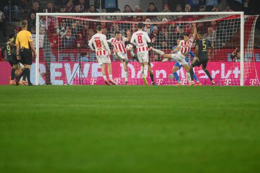 COLOGNE, Almanya - 20 ARALIK, 2025: - 1. Bundesliga maçı 1.FC Koeln 1 'e karşı. FC Union Berlin, Rhein Enerji Stadyumu.