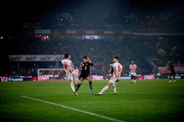 COLOGNE, GERMANY - 14 Ocak 2026: 1 Bundesliga futbol maçı. FC Koeln, FC Bayern Münih 'e karşı. Rhein Enerji Stadyumunda