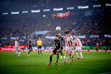 COLOGNE, GERMANY - 14 Ocak 2026: 1 Bundesliga futbol maçı. FC Koeln, FC Bayern Münih 'e karşı. Rhein Enerji Stadyumunda