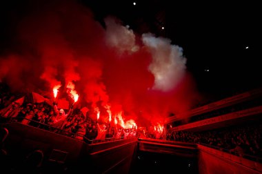 COLOGNE, GERMANY - 14 Ocak 2026: 1 Bundesliga futbol maçı. FC Koeln, FC Bayern Münih 'e karşı. Rhein Enerji Stadyumunda