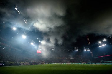 COLOGNE, GERMANY - 14 Ocak 2026: 1 Bundesliga futbol maçı. FC Koeln, FC Bayern Münih 'e karşı. Rhein Enerji Stadyumunda