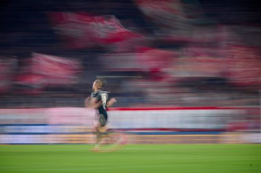 COLOGNE, GERMANY - 14 Ocak 2026: 1 Bundesliga futbol maçı. FC Koeln, FC Bayern Münih 'e karşı. Rhein Enerji Stadyumunda