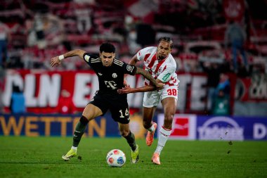 COLOGNE, GERMANY - 14 Ocak 2026: 1 Bundesliga futbol maçı. FC Koeln, FC Bayern Münih 'e karşı. Rhein Enerji Stadyumunda