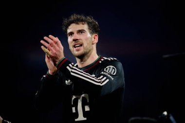 COLOGNE, Almanya - 14 Ocak 2026: Leon Goretzka, 1.Bundesliga 1. FC Koeln, FC Bayern Münih 'e karşı. Rhein Enerji Stadyumunda