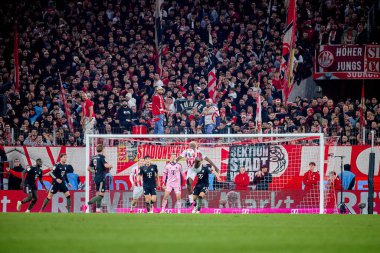 COLOGNE, GERMANY - 14 Ocak 2026: 1 Bundesliga futbol maçı. FC Koeln, FC Bayern Münih 'e karşı. Rhein Enerji Stadyumunda