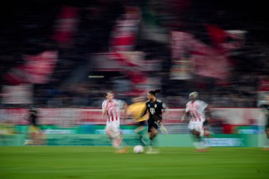 COLOGNE, GERMANY - 14 Ocak 2026: 1 Bundesliga futbol maçı. FC Koeln, FC Bayern Münih 'e karşı. Rhein Enerji Stadyumunda