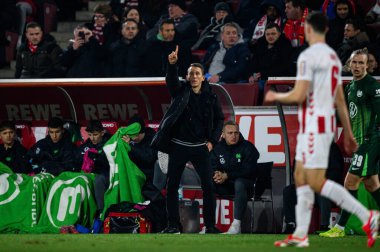 COLOGNE, Almanya - 30 HAZİRAN, 2026 Daniel Bauer - 1. Bundesliga futbol maçı 1. FC Koeln, VfL Wolfsburg 'a karşı. Rhein Enerji Stadyumunda.