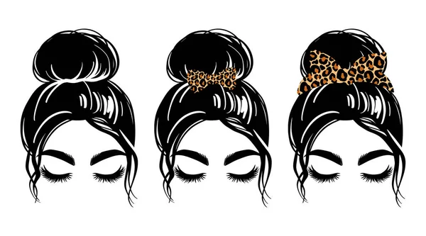 Bollo desordenado con bandana de leopardo o envoltura y lazo para el cabello. Silueta de mujer vectorial. Hermosa chica dibujo ilustración. — Vector de stock