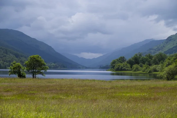Reflejos de Loch Voil — Foto de Stock