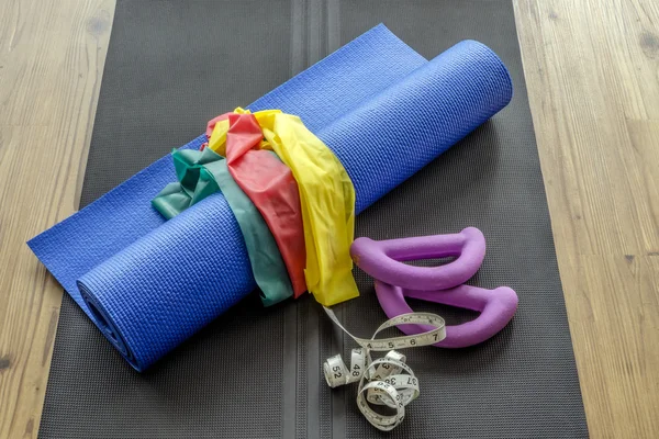 Ev fitness aksesuarları yoga mat