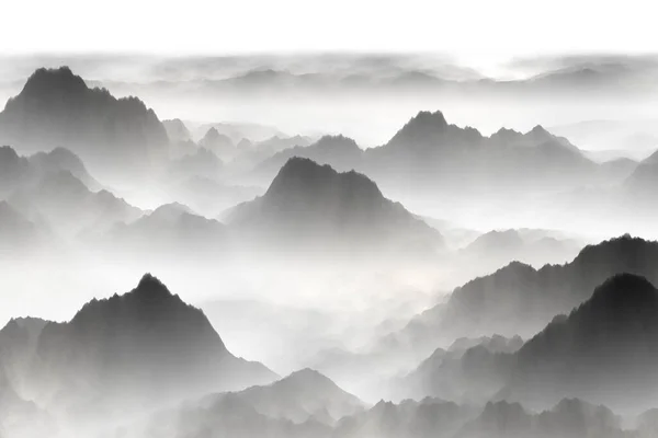 Bela Paisagem Montanhosa Com Céus Nebulosos Nublados — Fotografia de Stock