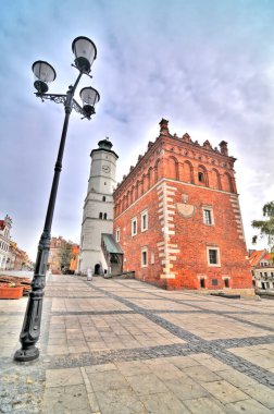 Gotik Sandomierz Belediye Binası, Polonya                               