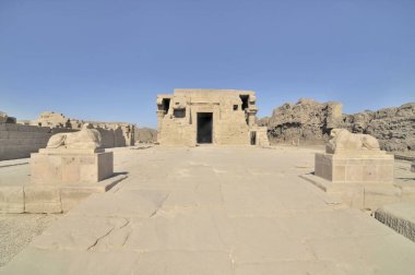 Eski Mısır 'ın en iyi korunmuş tapınak kompleksleri Dendera Tapınağı.