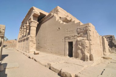 Eski Mısır 'ın en iyi korunmuş tapınak kompleksleri Dendera Tapınağı.