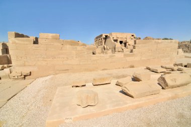 Eski Mısır 'ın en iyi korunmuş tapınak kompleksleri Dendera Tapınağı.