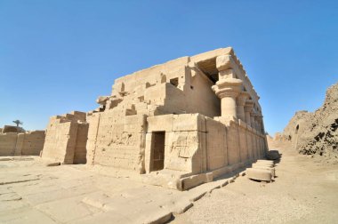 Eski Mısır 'ın en iyi korunmuş tapınak kompleksleri Dendera Tapınağı.