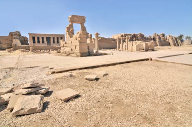 Büyük Abydos Tapınağı olarak bilinen Seti Tapınağı, Mısır