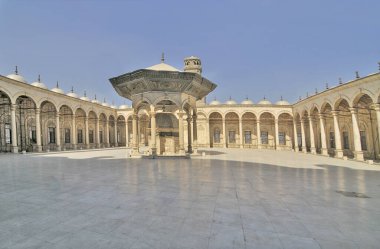 Muhammed Ali Camii ya da Muhammed Ali Camii Kahire 'deki Kahire Kalesi' ndeki tarihi camide yer almaktadır.