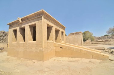 Firavun I. Senusret 'in Beyaz Şapeli, Mısır' ın Orta Krallığı sırasında inşa edilen Jübile Şapeli olarak da bilinir..