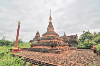 Bagan eski Pagan şehri ve Mandalay 'ın Myanmar Bölgesi' ndeki UNESCO Dünya Mirası Bölgesi 'nde yüzlerce Budist ahmak, pagoda ve yönetimle birlikte.