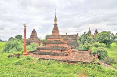 Bagan eski Pagan şehri ve Mandalay 'ın Myanmar Bölgesi' ndeki UNESCO Dünya Mirası Bölgesi 'nde yüzlerce Budist ahmak, pagoda ve yönetimle birlikte.