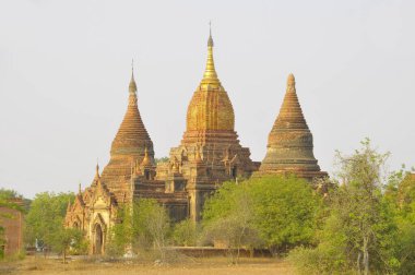 Bagan eski Pagan şehri ve Mandalay 'ın Myanmar Bölgesi' ndeki UNESCO Dünya Mirası Bölgesi 'nde yüzlerce Budist ahmak, pagoda ve yönetimle birlikte.