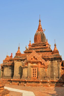 Bagan 'daki Dhammayazika Paya Tapınağı eski Pagan antik kenti ve Mandalay' ın Mandalay Bölgesi 'ndeki bir UNESCO Dünya Mirası Alanı eskiden Burma' da yüzlerce Budist stupası, pagoda ve manastırı olan