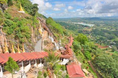 The Pindaya Caves Buddhist pilgrimage site and a tourist attraction located on a limestone ridge in the Myelat region  located next to the town of Pindaya, Shan State, Burma (Myanmar)