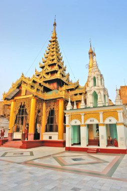 Shwedagon Pagoda UNESCO Dünya Mirası Bölgesi Myanmar 'ın Yangun başkenti Burma' da yüzlerce Budist stupası, pagoda ve manastırı vardı.