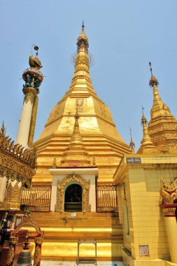 Sule Pagoda Burma Budist stupası Yangon şehir merkezinde, Myanmar