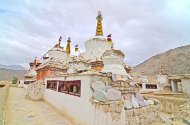 Lamayuru ya da Yuru Manastırı - Lamayouro, Ladakh, Hindistan 'daki Tibet Budist Manastırı