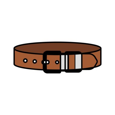 Yakın plan çekimde kahverengi deri kemer, üç delik ve gümüş toka görünür. Beyaz arka planda açıkça görülüyor..