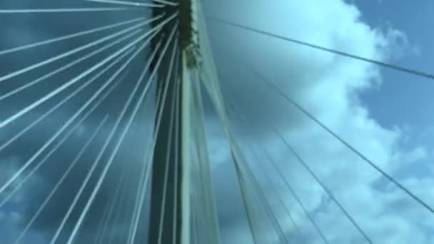 Kavram ilham, beyaz köprü sürüş — Stok video
