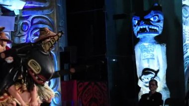 Dans Indegenous sanatçılar