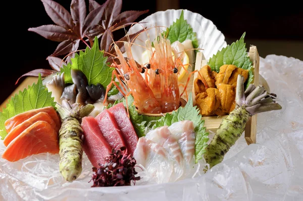 Comida japonesa sashimi frutos do mar — Fotografia de Stock