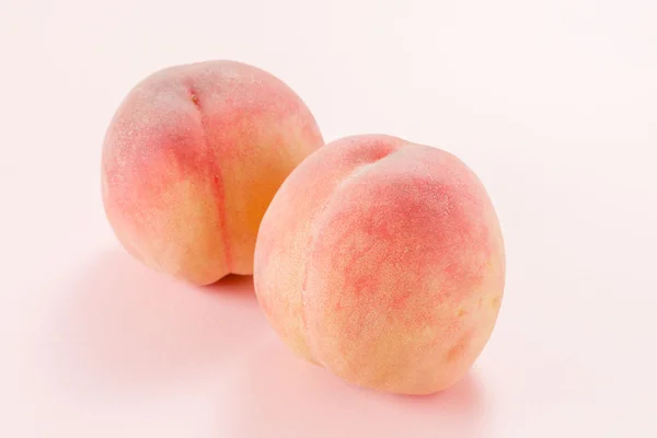 Sweet and delicious peach — Stock Photo, Image