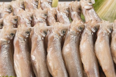 Lezzetli kurutulmuş balık capelin