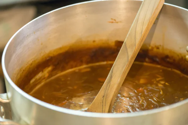 Stew time of delicious soup is long — Stock Photo, Image