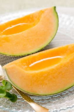 Taze ve tatlı kavun