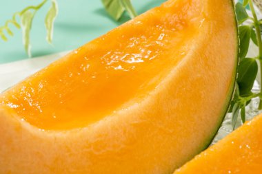 Taze ve tatlı kavun