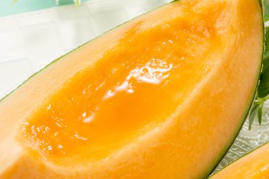 Taze ve tatlı kavun