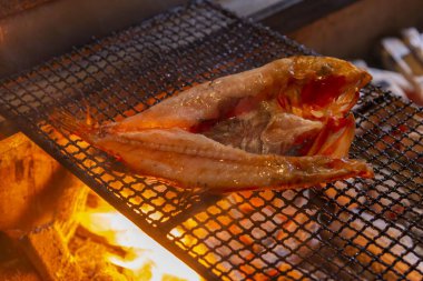 Lezzetli Japon deniz ürünlerinden üst sınıf balıklar.