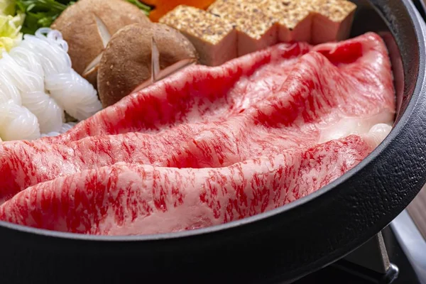 Delicious Japanese Hot Pot Dish Cooked Fresh Beef — Zdjęcie stockowe