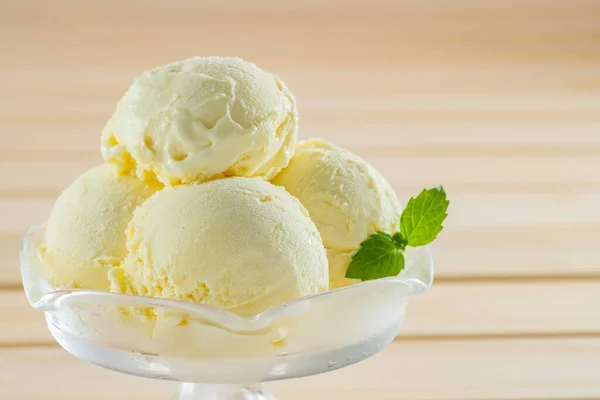 Delicious Soft Ice Cream Made Fresh Milk — Zdjęcie stockowe