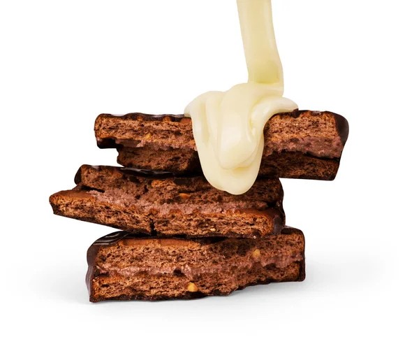 Cookie-uri lapte condensat turnat pe un fundal alb — Fotografie, imagine de stoc