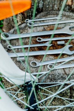 Bisiklet tamir araçları